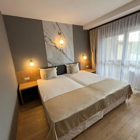 Hotel Fantazia 3*