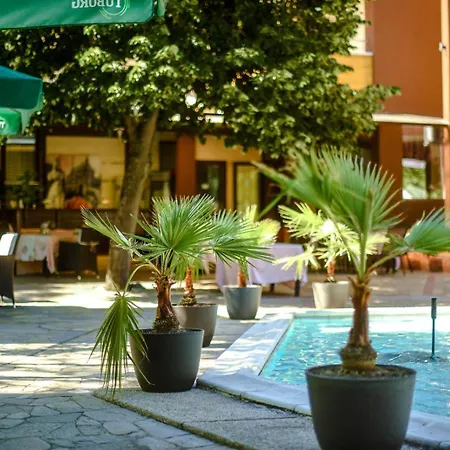 Fantazia Hotel 3*